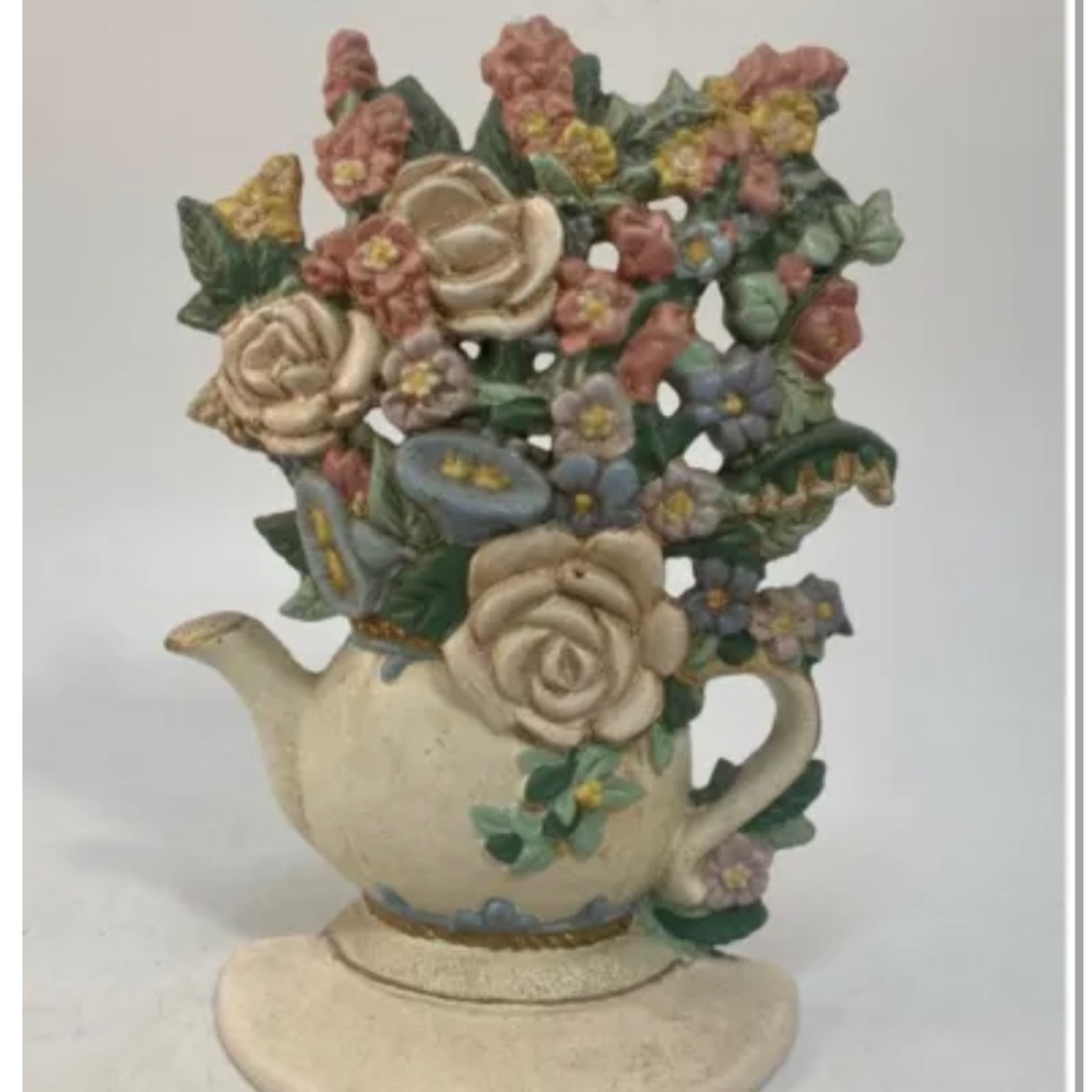 Vintage Midwest Imports Flower Bunch in Teapot Cast Metal Doorstop
